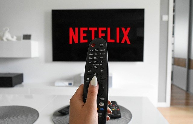 tv-g2cc8abfca_640.jpg